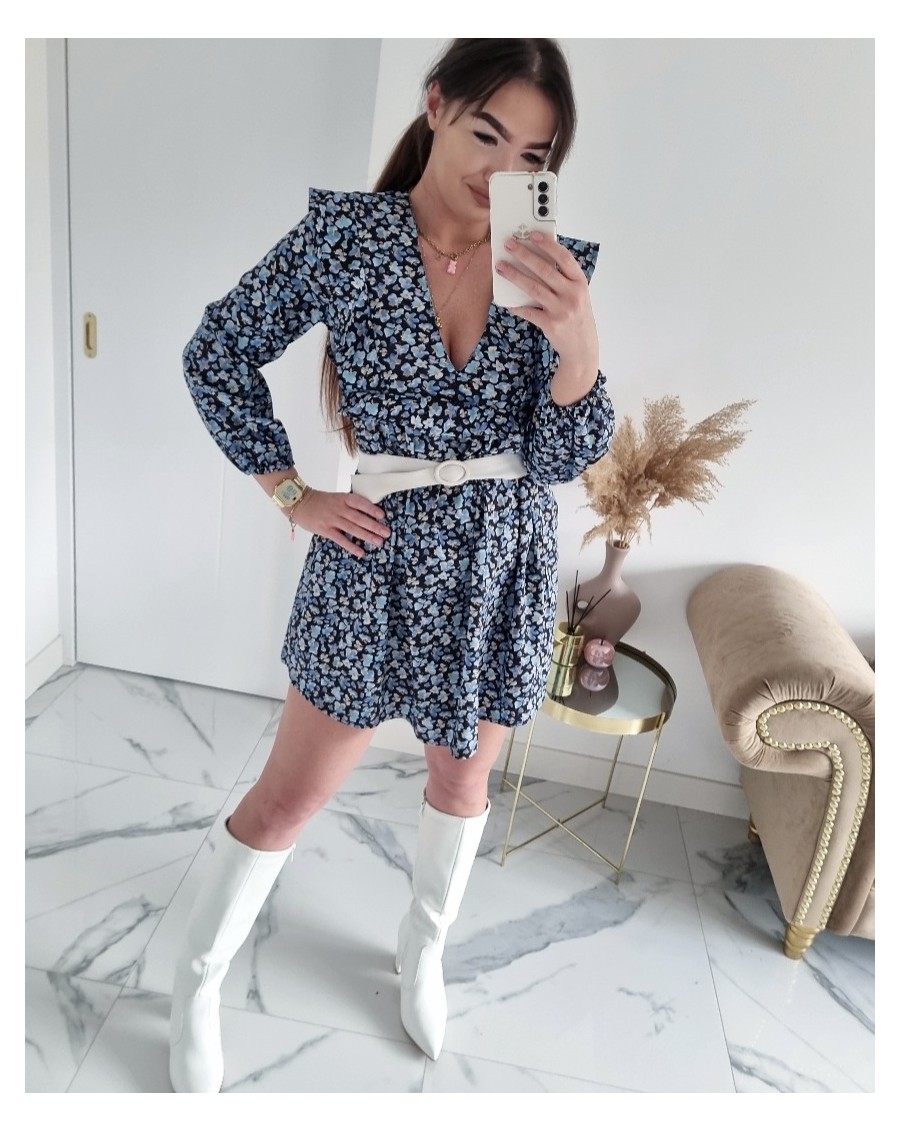 Sukienka wiosenna w kwiaty...